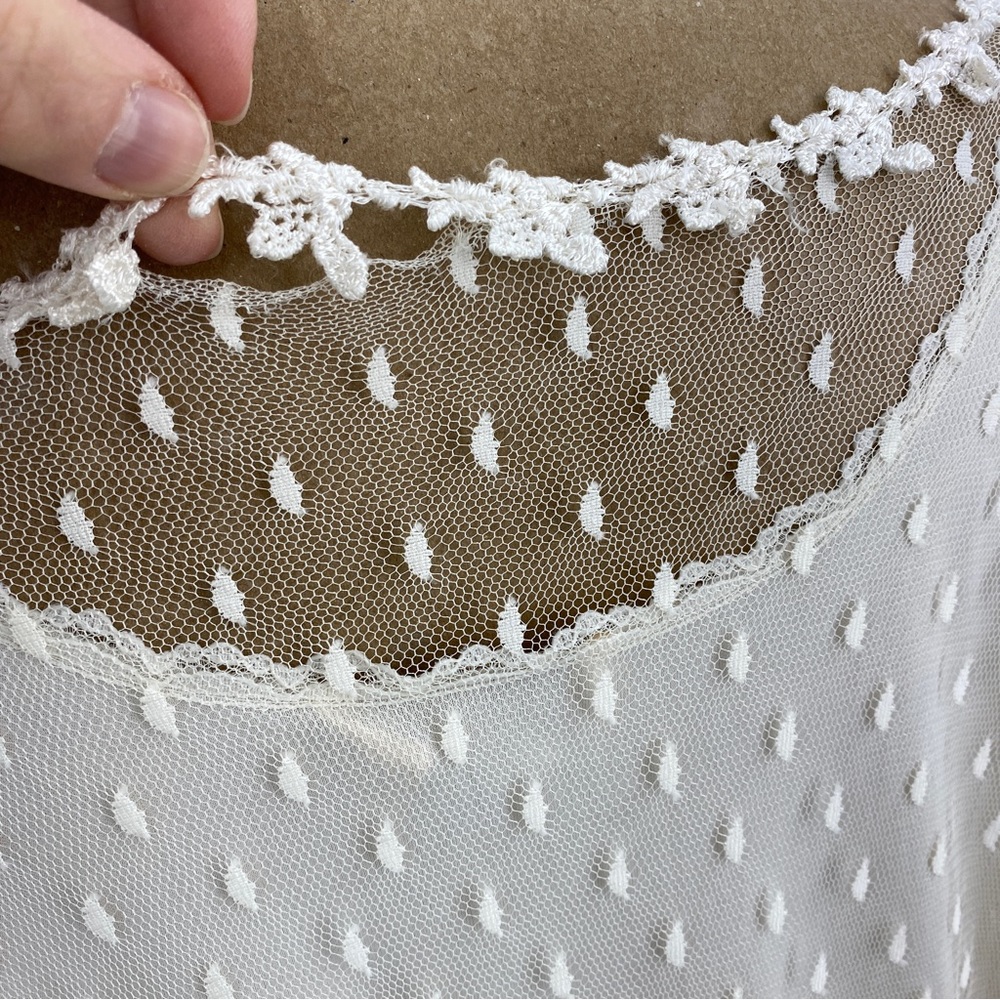 Vintage 80s Sue Brett White Lace Flutter Sleeve D… - image 8